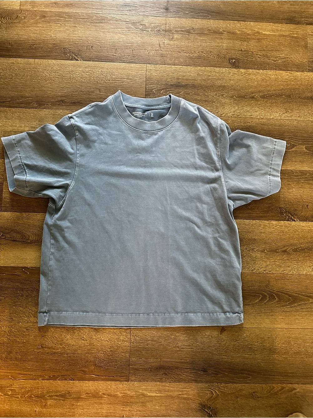 Abercrombie and Fitch unisex Premium Essentials cropped T-Shirt in Dusty Blue